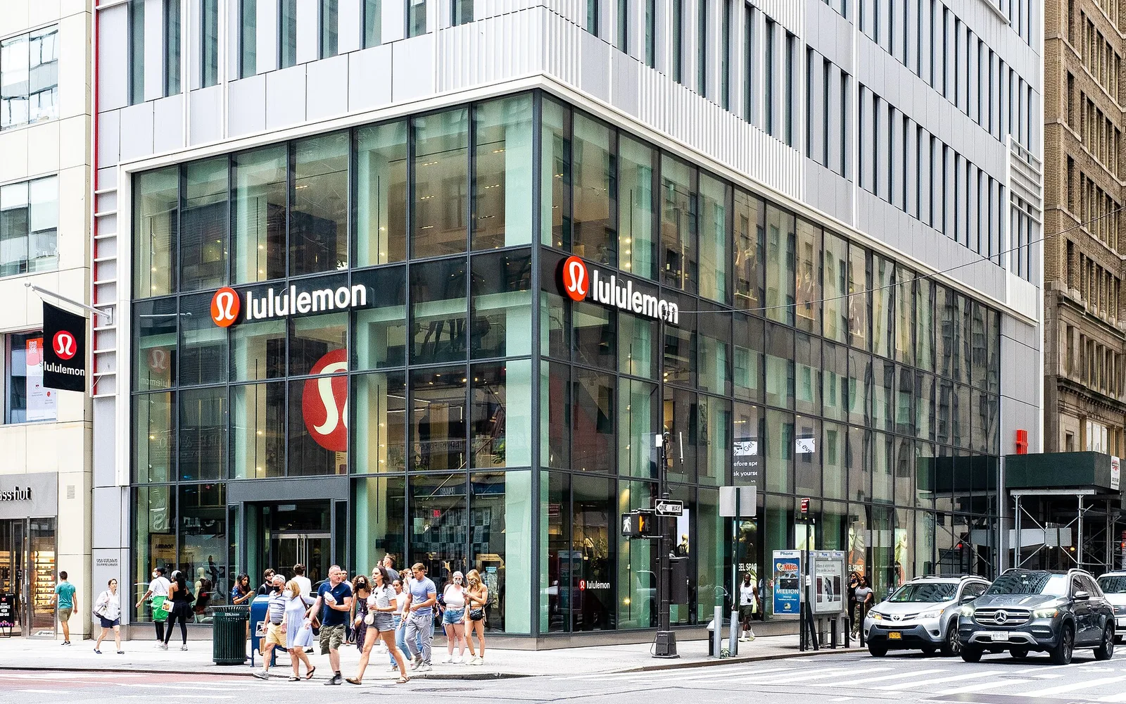 lululemon lulu stock forecast store
