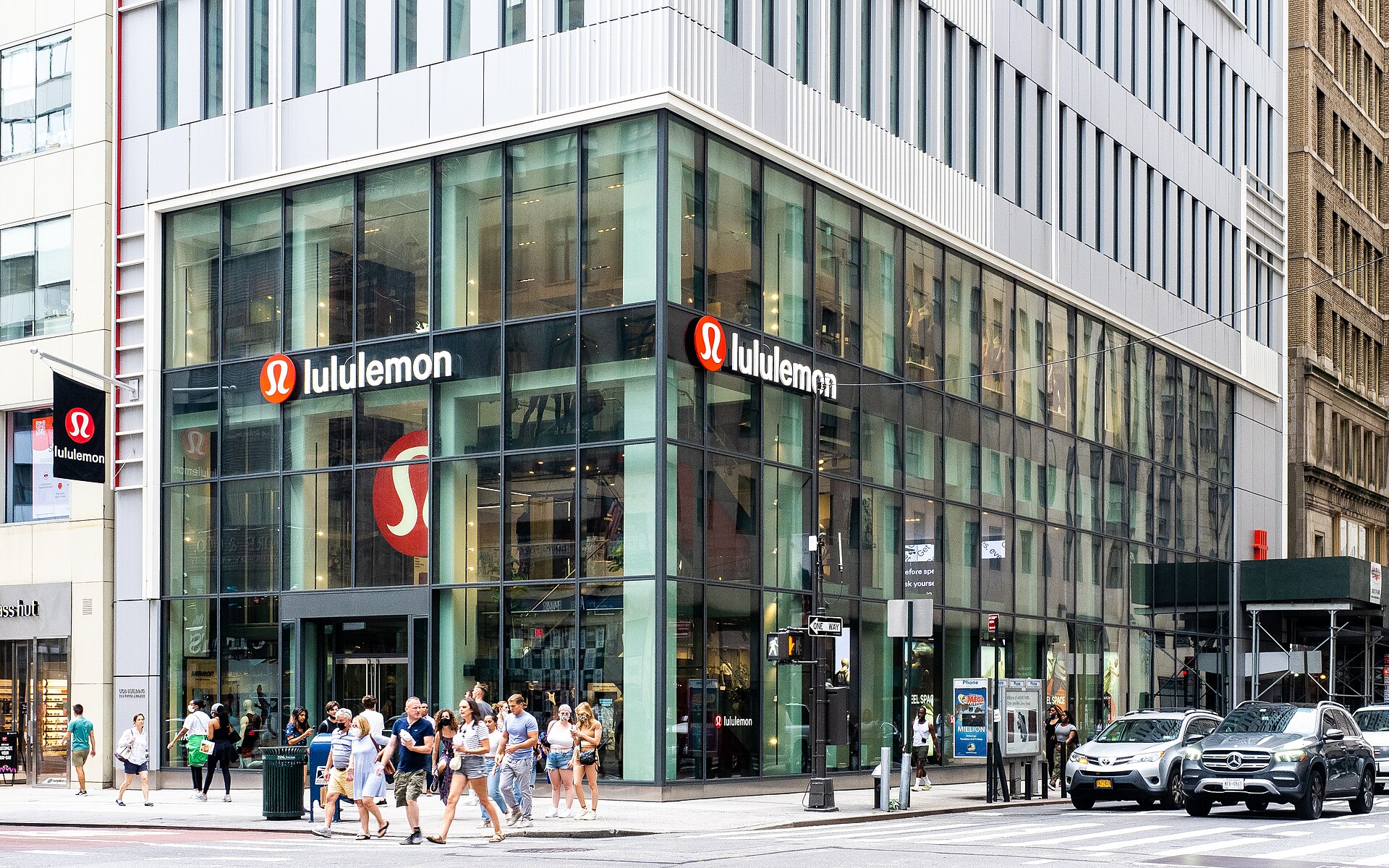lululemon lulu stock forecast store